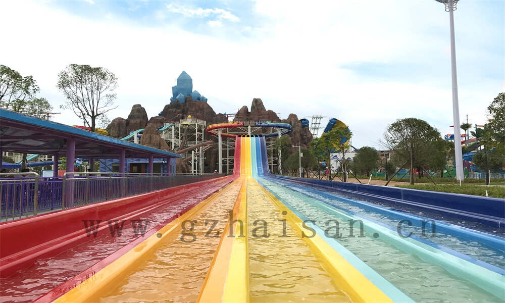 水上乐园娱乐设备大揭秘:狂欢一夏,畅享无限快感