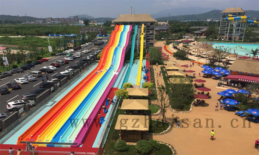 水上游乐设备价格与安全性能关系如何?