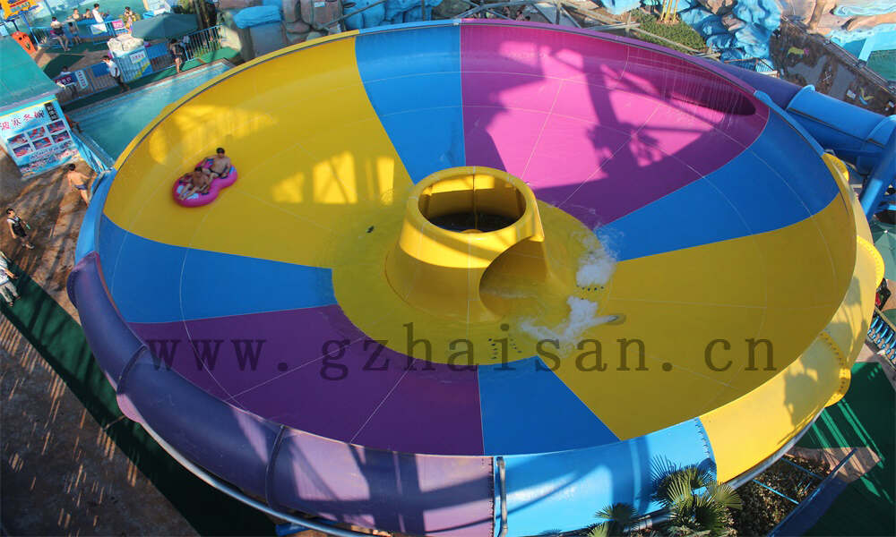 优质水上滑梯厂家推荐,安全好玩引领行业潮流