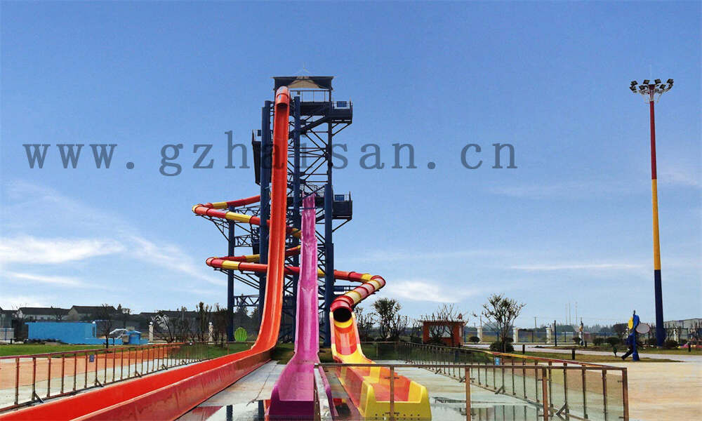 水上乐园设备欢乐畅游,刺激无限