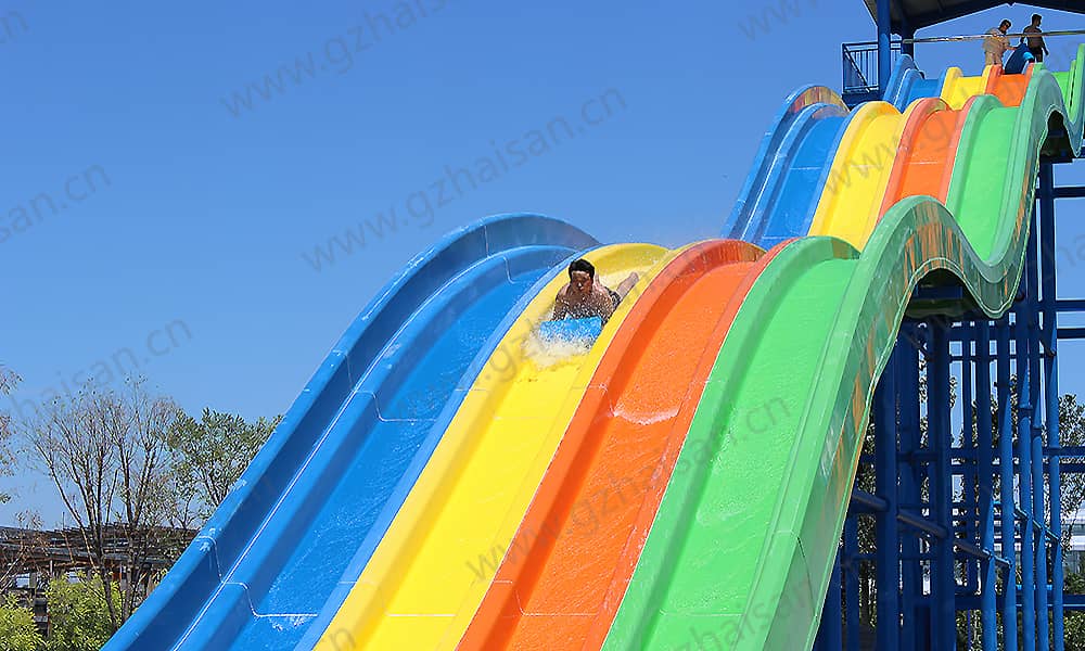 河北保定海森水上大世界竞赛滑道 河北保定海森水上大世界竞赛滑道