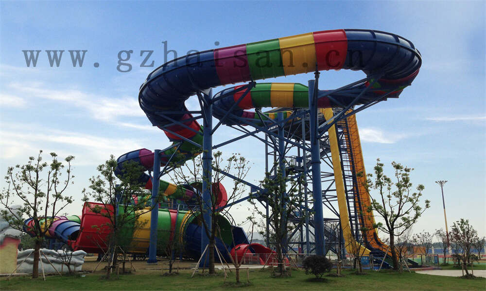 水上游乐设施制造商:打造欢乐水世界